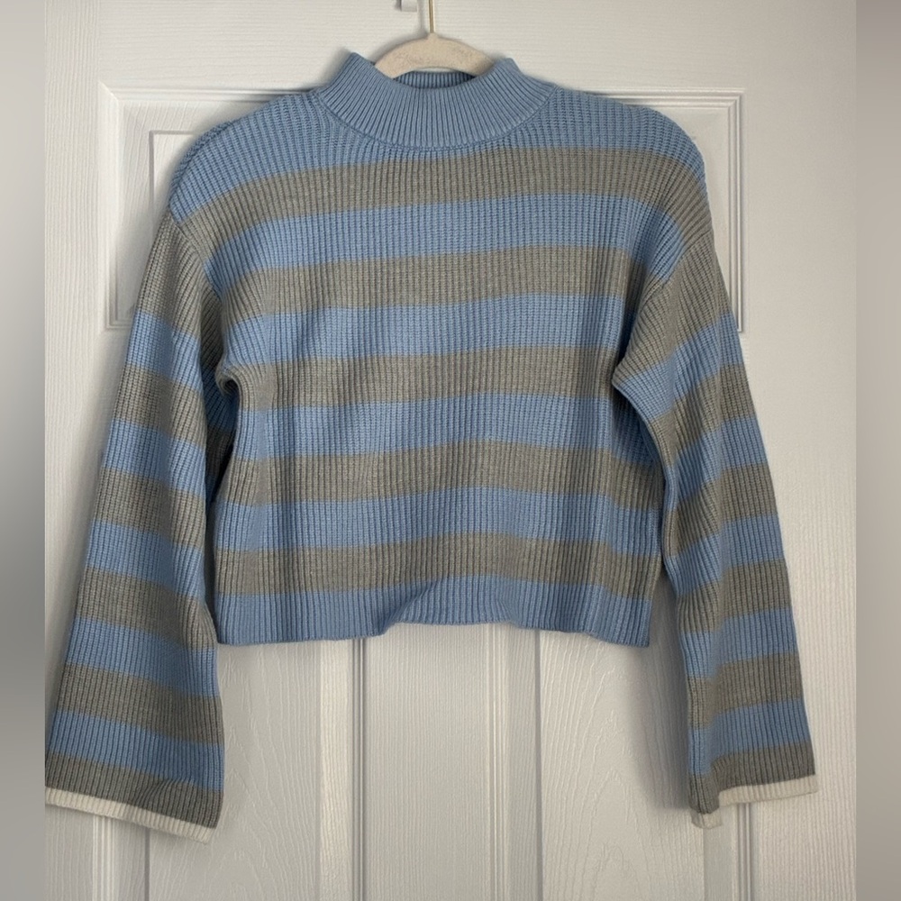 NWOT Sincerely Jules Blue and Gray Striped Turtleneck Sweater